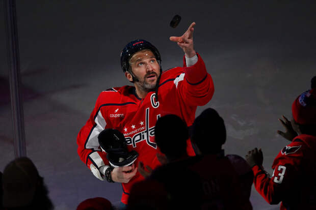 Дубль Овечкина не спас "Вашингтон" от поражения "Монреалю" в НХЛ