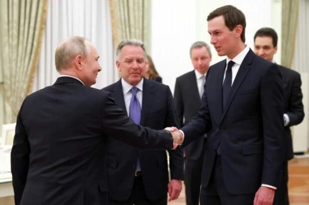В Кремле проходит встреча Путина с Уиткоффом и Кушнером