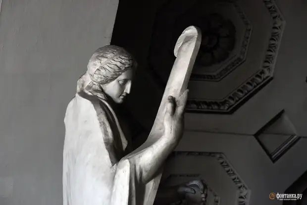 «Новости, от которых у всех волосы дыбом встали, появились из ниоткуда». Что происходит с Биржей