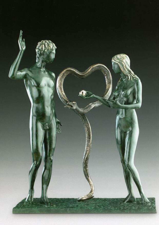Адам и Ева - скульптура Дали