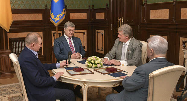 Леонид Кучма, Пётр Порошенко, Виктор Ющенко и Леонид Кравчук