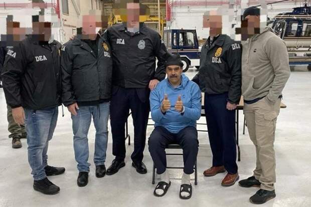 "Нас рвало кровью. Никто не мог встать": что за секретное оружие применили против охраны Мадуро?