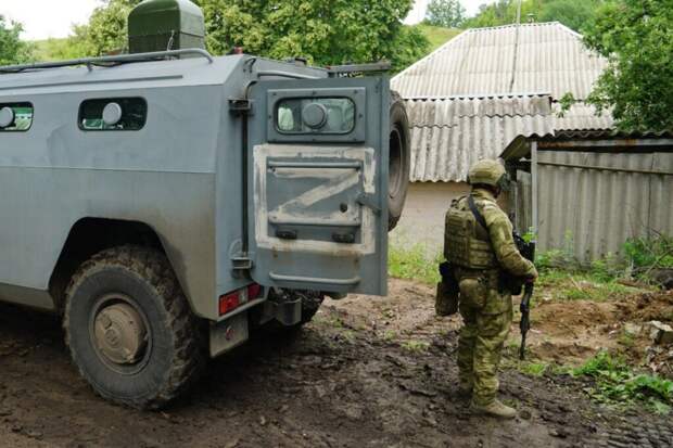 Минобороны сообщило о полном освобождении посёлка Пески в ДНР