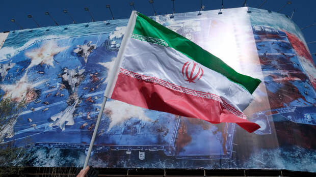 Иран начал новую волну атаки в направлении базы США в Кувейте