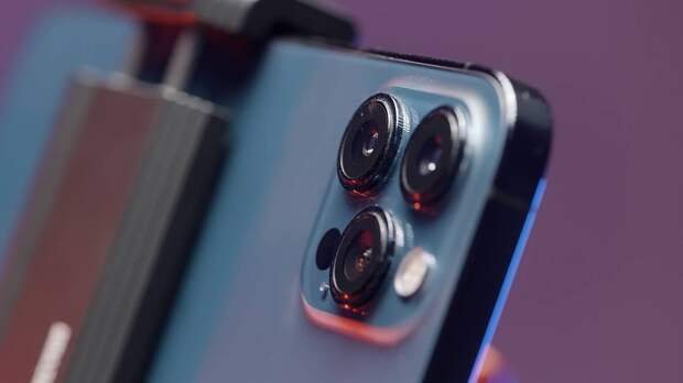 Производитель iPhone предсказал сборку смартфонов роботами