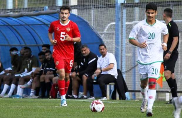 Астраханский «Волгарь» взял защитника, игравшего за белорусский «Арсенал» и  юношеские сборные России