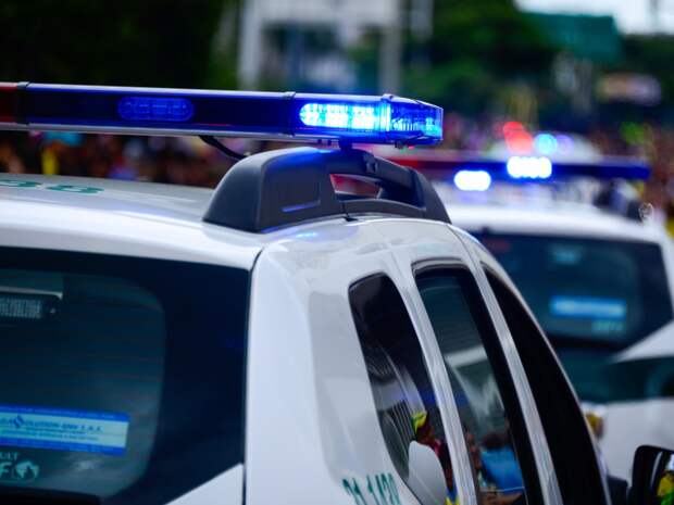 Мужчина задушил женщину на чердаке дома в Санкт-Петербурге