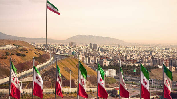 В Иране заявили, что в ответ на агрессию Израиля и США хотят ударить "так сильно, что урок запомнится"