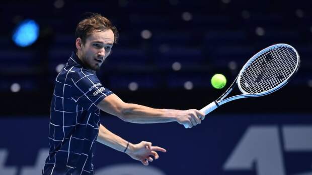 Надаль — Медведев: прогноз Тарпищева на матч полуфинала Итогового турнира ATP 21 ноября