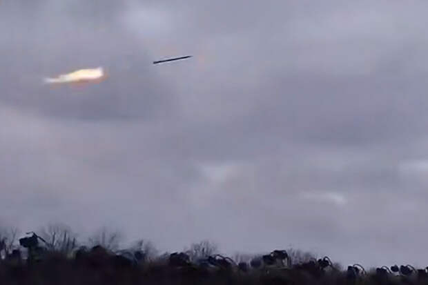 Киев погрузился во тьму: массированный удар нанесен по ТЭЦ столицы и пригорода