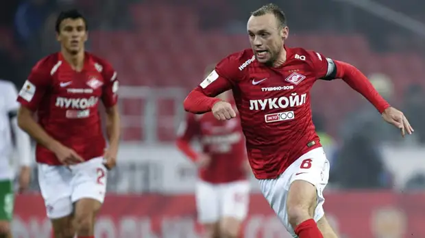 СМИ: Глушаков и Ещенко  сдадут экзамены на тренерскую лицензию