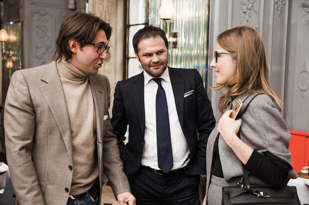 Телеведущий Андрей Малахов, Алексей Кожухов (Audi) и телеведущая Ксения Собчак