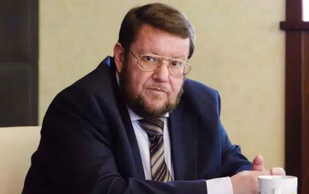 На самом-то деле они были никто. Как, впрочем, и сам Горбачёв… Евгений Сатановский