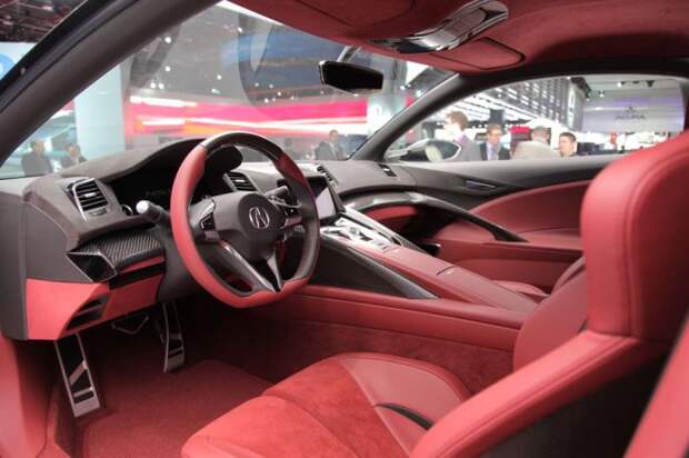 Салон Acura NSX.