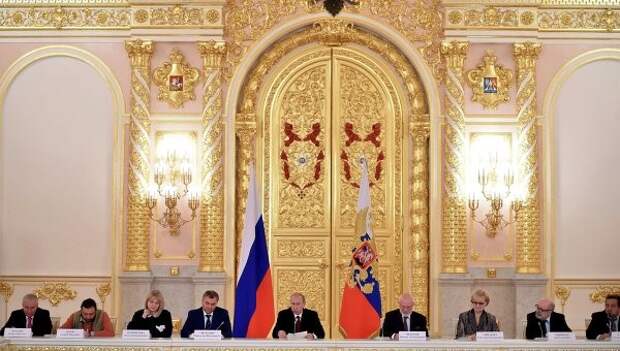 Путин заявил, что не против ужесточения в РФ наказания за коррупцию Путин заявил, что не против ужесточения в РФ наказания за коррупцию
