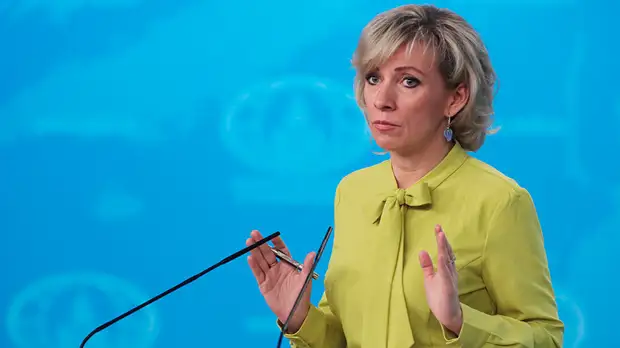 Захарова назвала фантастикой сообщения СМИ о шпионаже дипломатов за ФБР