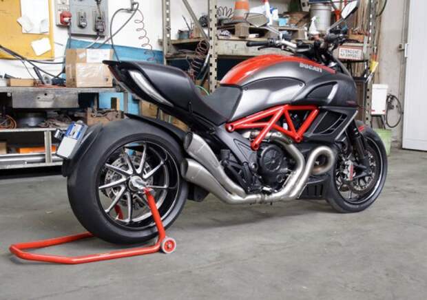 Ducati Diavel – HP Corse Ducati Diavel – HP Corse