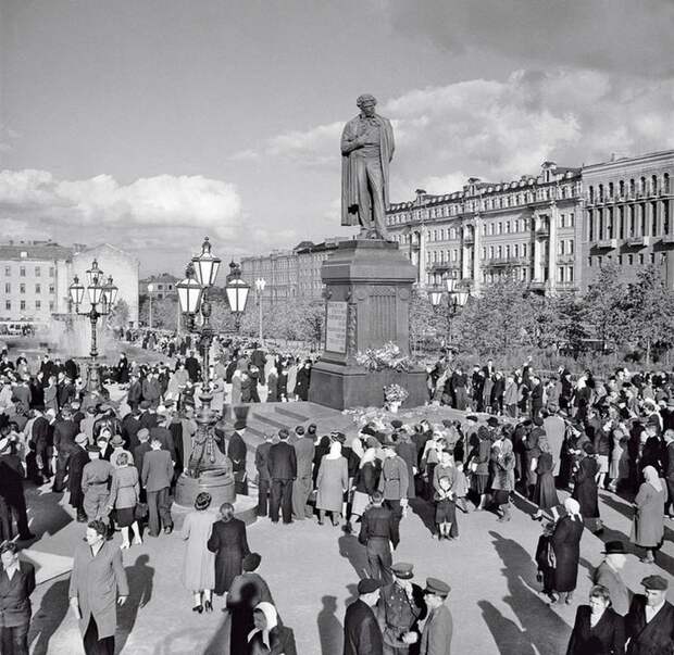 Как раньше передвигали дома в Москве История, Архитектура, Москва, Передвижение домов, Редкие фото, Интересное, Инженерия, Длиннопост