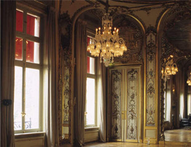 http://irina-klopkova.ru/wp-content/uploads/Salledebal_Baccarat.jpg