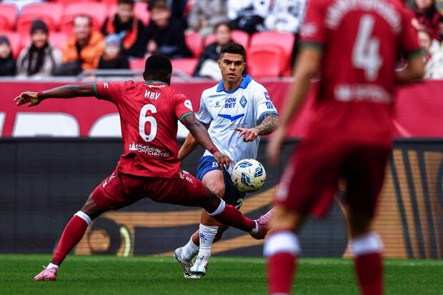 "Крылья Советов" сыграли с "Рубином" со счетом 0:0 в матче РПЛ