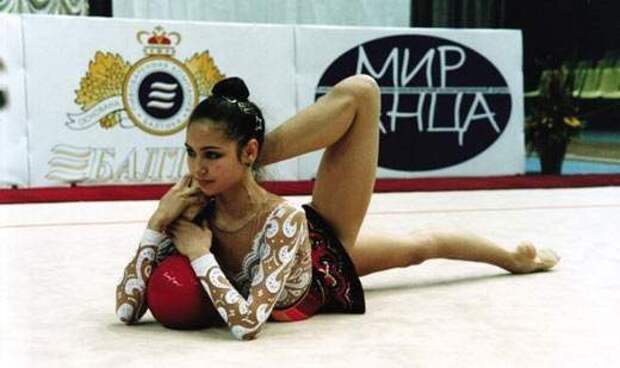Lyaysan-Utyasheva-03.jpg