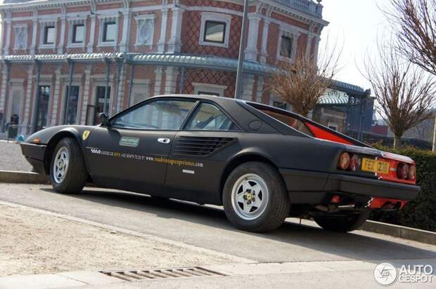 Необычная раскраска Ferrari Mondial (10 фото)