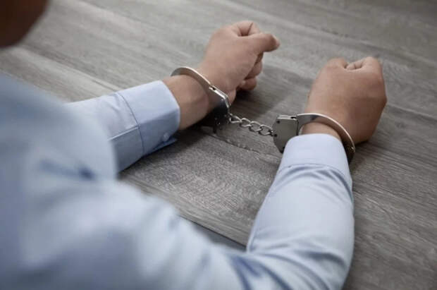 Американец разнес китайский ресторан с целью остановить новую эпидемию