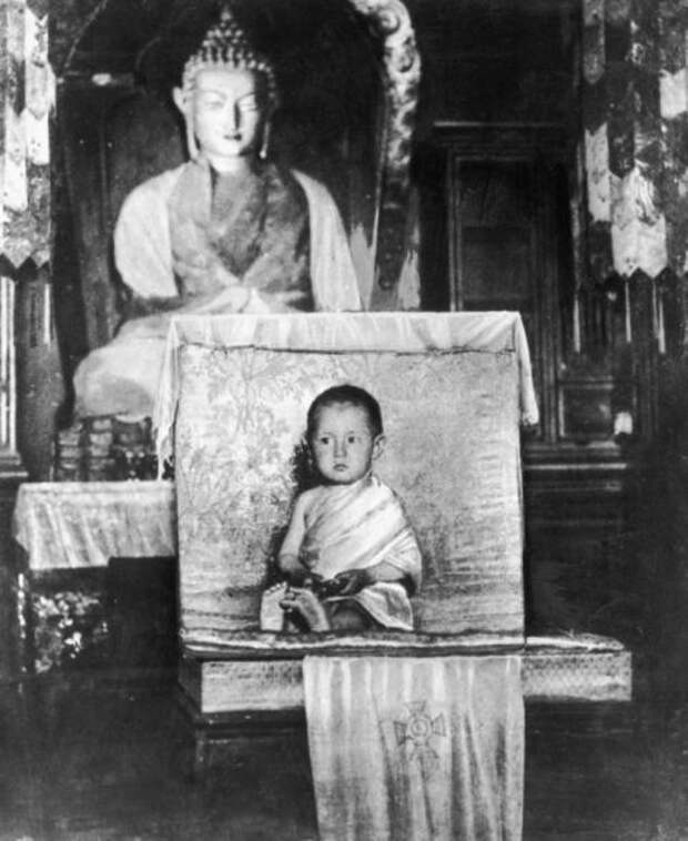 Далай-лама, 2 года. 1937 г.