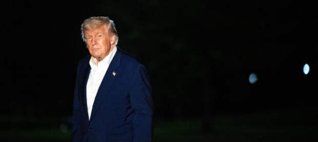 Трамп: РФ бомбит все подряд, но не имеет успеха на поле боя, а ее экономика катится к чертям