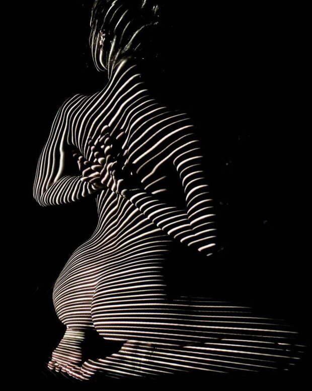 Женское тело и свет: фотографии Dani Olivier Женское тело и свет: фотографии Dani Olivier