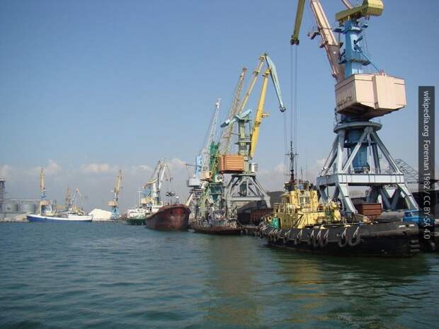Украина направила артиллерийские катера навстречу кораблям в Азовском море