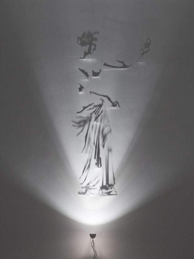 shadows10 Художник, рисующий тенью