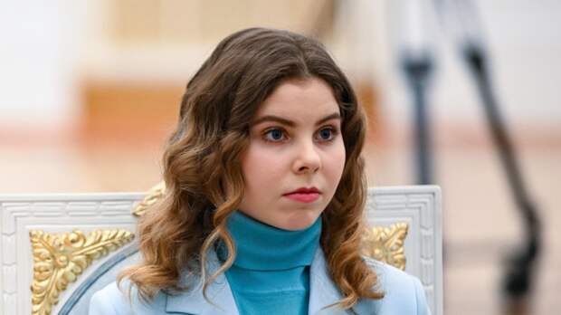 Мишина: Москвина пробует шаги, спирали и отрабатывает их на льду