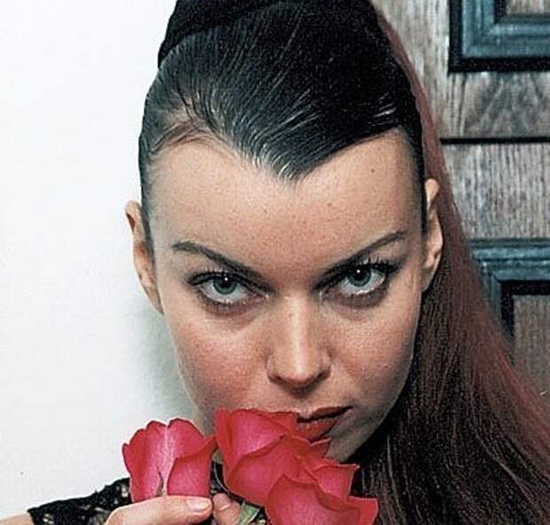 Самые сексуальные певицы 90 х годов прошлого века singers90s03 Самые сексуальные певицы 90 х годов прошлого века