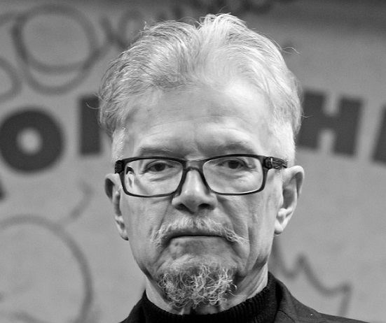 Почему Андропов лишил Эдуарда Лимонова гражданства СССР