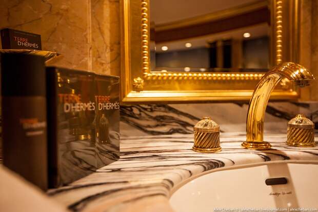 BurjAlArab27 Золото для шейхов и олигархов: самый дорогой номер в семизвездочном отеле Burj Al Arab
