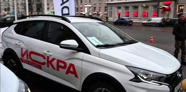 Участники автопробега повторили исторический путь блокадной «Дороги жизни»