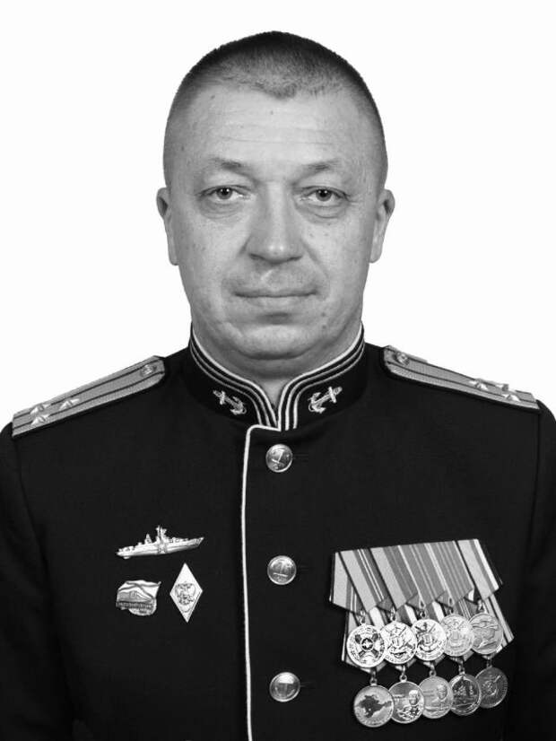 Михаил Развожаев: Сегодня в Севастополе простились с капитаном 1 ранга, начальником штаба Азовского военно-морского района Крымской военно-морской базы Валерием Николаевичем Транковским
