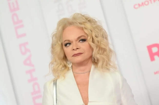 Полина Лурье могла кардинально поменять интерьер квартиры Долиной