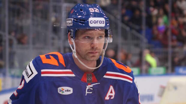 Евгений Кузнецов перешел в "Салават Юлаев"