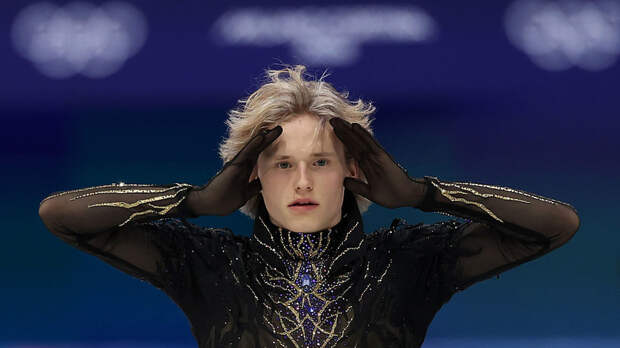 Фанаты Свифт обрушились с критикой на Малинина после провала на Олимпиаде