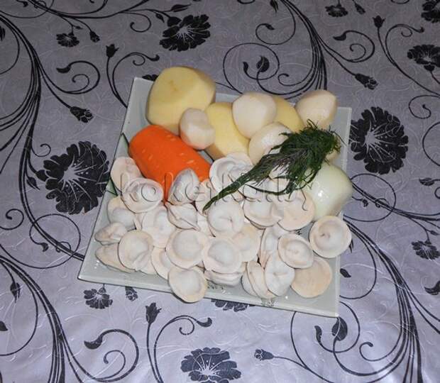 Суп с пельменями Суп с пельменями