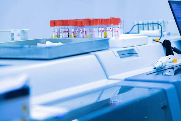 Учёные из Сингапура разработали биочип для быстрой диагностики заболеваний по капле крови