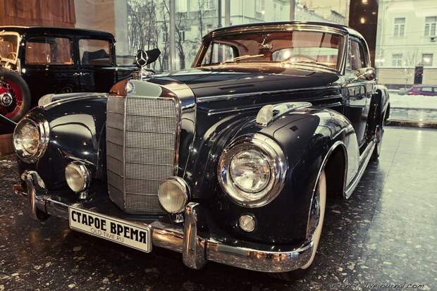 Музей частных коллекций Автовилль (44 фото)