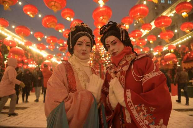 Захарова поздравила Китай на китайском с Праздником весны и новогодними торжествами