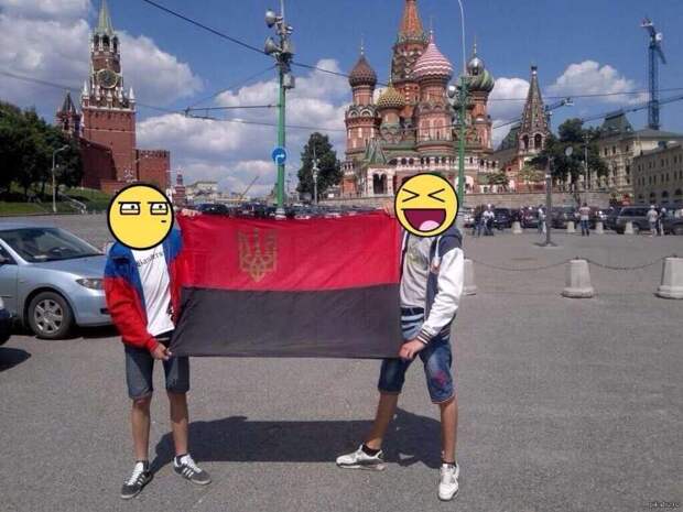 Для полной денацификации Украины нужна другая идеология