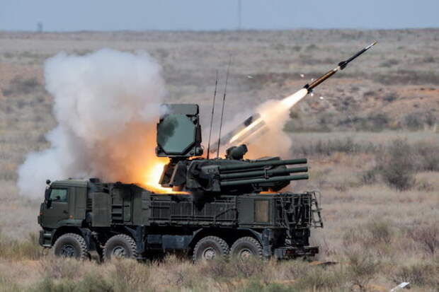 С-400 и «Панцири» снова показали себя в деле, «уничтожив» корабли в Черном море С-400 и «Панцири» снова показали себя в деле, «уничтожив» корабли в Черном море