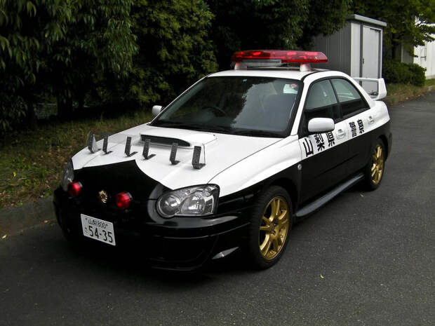 Нам бы такие: автомобили дорожной полиции Японии авто и мото,новости автомира,Япония