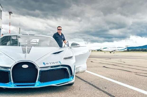 Bugatti тестируют новую модель гиперкара перед отгрузкой