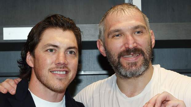 Он издевался над сборной России на Олимпиаде, а теперь страдает от жутких болей! Что творится с другом Овечкина?